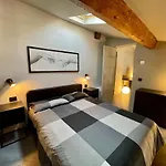 Belfiore 42 Modern Apartment